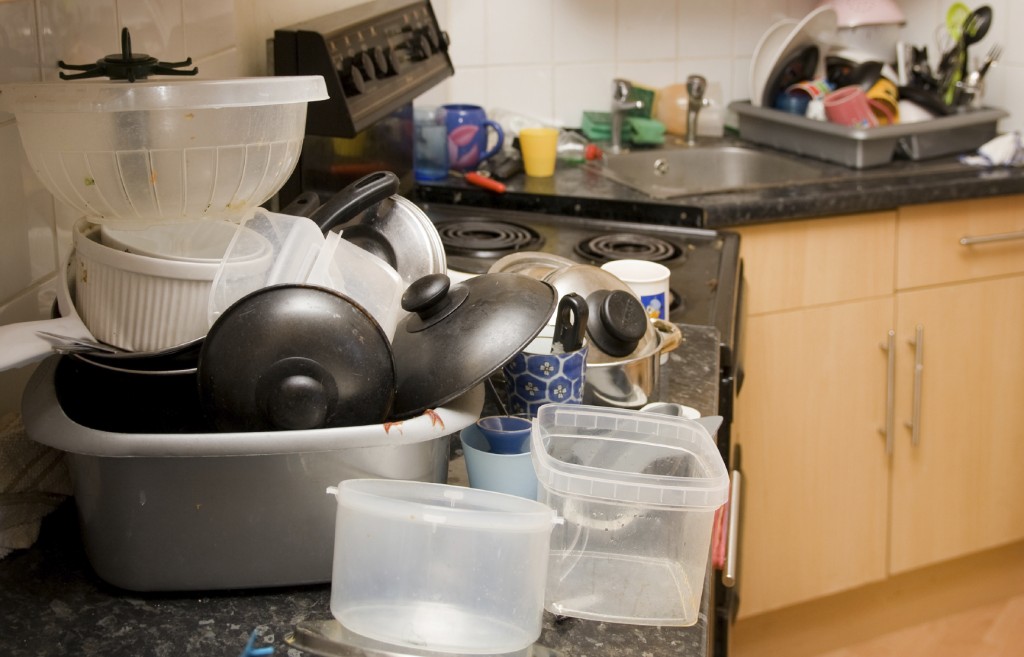 kitchen dirty mess washing-up
